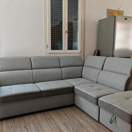 Goldmine 1 Pensión 3*