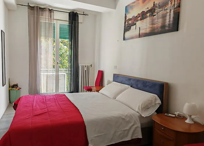 Goldmine 1 Affittacamere 4*